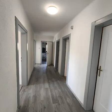 Cosy In Modern Flat Privatunterkunft *