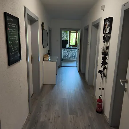 Cosy In Modern Flat Проживання в сім'ї *