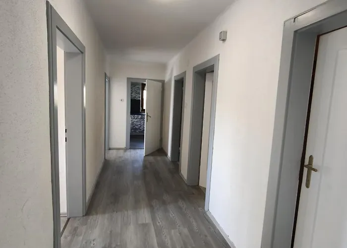 Cosy In Modern Flat منزل للإقامة *